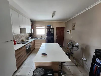 2 Bedroom Townhouse For Sale in Pretoria - img