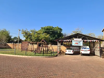 2 Bedroom Apartment For Sale in Pretoria - img