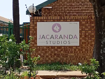 0.5 Bedroom Apartment To Rent in Pretoria - p6mM.webp