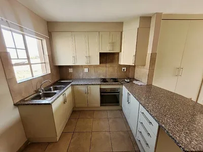 2 Bedroom Apartment To Rent in Pretoria - PsuJ.webp