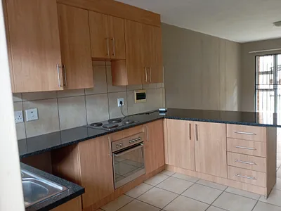 2 Bedroom Apartment To Rent in Annlin-Wes, Pretoria - t9ip.webp