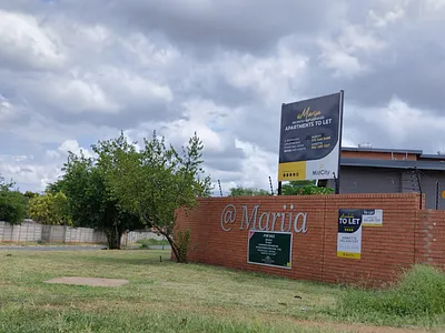 2 Bedroom Townhouse For Sale in Pretoria - CyYI.webp