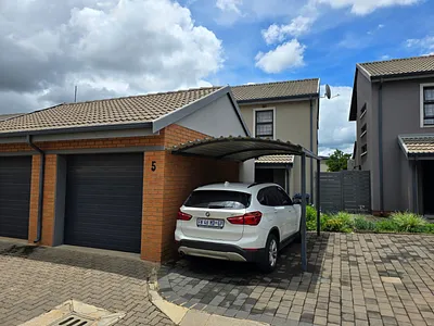 3 Bedroom Apartment For Sale in Pretoria - uDyM.webp