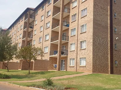 0.5 Bedroom Apartment To Rent in Annlin-Wes, Pretoria - knFy.webp