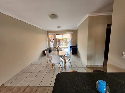 2 Bedroom Apartment For Sale in Pretoria - pvkY.webp