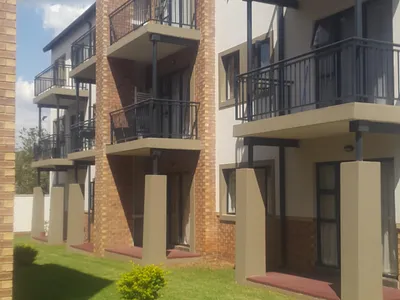 0.5 Bedroom Townhouse To Rent in Pretoria - r9QW.webp