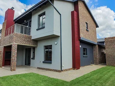 3 Bedroom Apartment For Sale in Pretoria - KE4A.webp