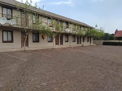 0.5 Bedroom Apartment To Rent in Pretoria - hphb.webp