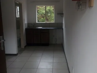 0.5 Bedroom Apartment To Rent in Pretoria - ESjV.webp