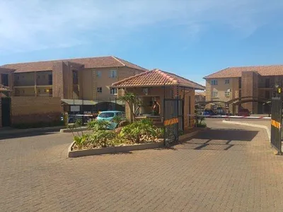 2 Bedroom Apartment To Rent in Pretoria - g5Eb.webp