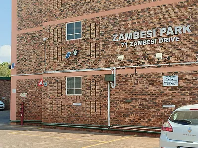 3 Bedroom Apartment To Rent in Pretoria - Cupv.webp