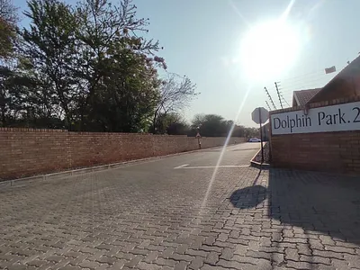 3 Bedroom Townhouse To Rent in Pretoria - YD7q.webp
