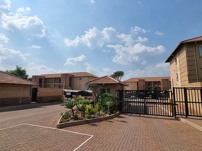 2 Bedroom Apartment To Rent in Pretoria - O3Fq.webp