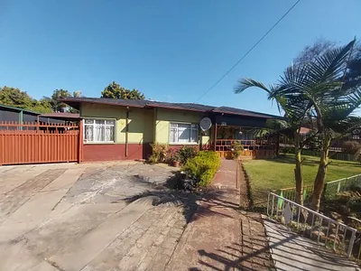 5 Bedroom House For Sale in Pretoria - IfOa.webp
