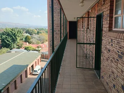 3 Bedroom Apartment To Rent in Pretoria - GRBa.webp