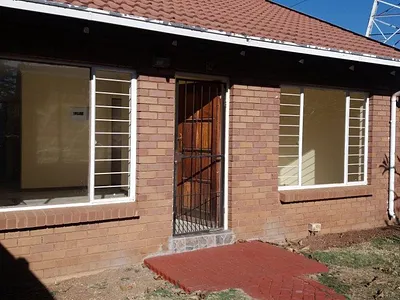 2 Bedroom Apartment To Rent in Pretoria - mrlI.webp
