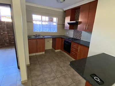 2 Bedroom Apartment To Rent in Pretoria - dbwb.webp