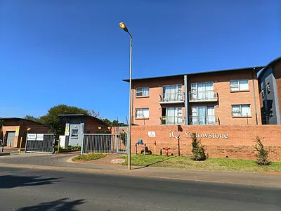2 Bedroom Apartment To Rent in Pretoria - fTxb.webp