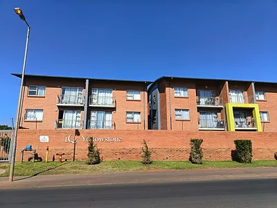 2 Bedroom Apartment To Rent in Pretoria - S6i4.webp