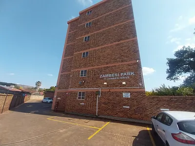 3 Bedroom Apartment To Rent in Pretoria - qmrL.webp