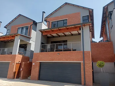 3 Bedroom Apartment To Rent in Pretoria - YPX8.webp
