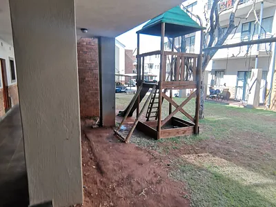 2 Bedroom Apartment To Rent in Pretoria - 5wdU.webp