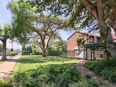 3 Bedroom Apartment To Rent in Pretoria - LUup.webp
