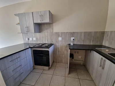 2 Bedroom Apartment To Rent in Pretoria - E5xD.webp