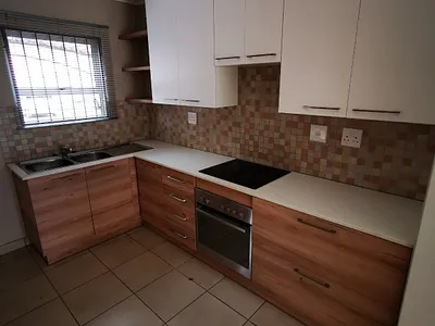2 Bedroom Apartment To Rent in Pretoria - PFYe.webp