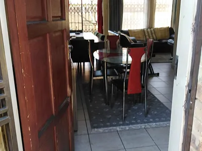 3 Bedroom Apartment To Rent in Pretoria - 6du5.webp