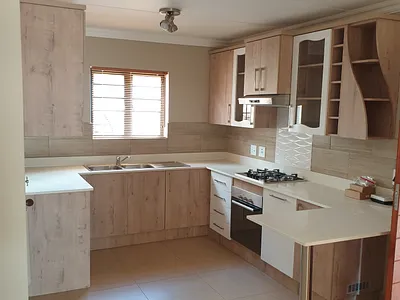 2 Bedroom Townhouse To Rent in Pretoria - wYec.webp