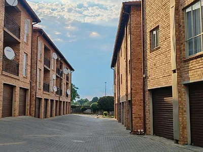 1 Bedroom Apartment To Rent in Pretoria - 0nKq.webp