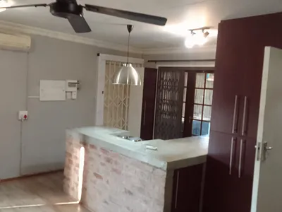 1 Bedroom Apartment To Rent in Pretoria - 4wX5.webp