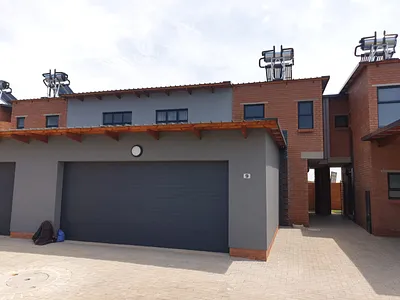 3 Bedroom Apartment To Rent in Pretoria - ZxAM.webp