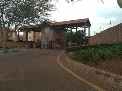 2 Bedroom Apartment To Rent in Pretoria - N0Kn.webp