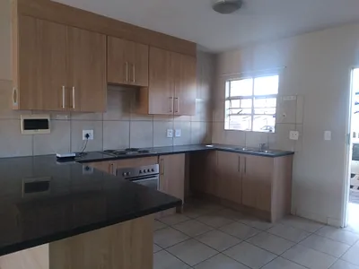 2 Bedroom Apartment To Rent in Annlin-Wes, Pretoria - HGjk.webp