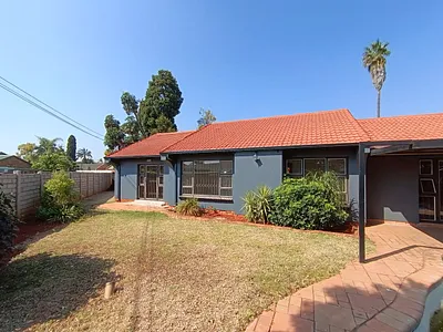 3 Bedroom House To Rent in Pretoria - aCVb.webp