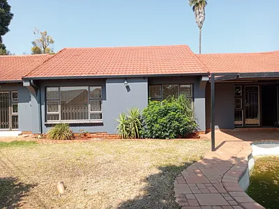 3 Bedroom House To Rent in Pretoria - BfQX.webp