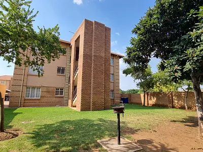 2 Bedroom Apartment For Sale in Pretoria - 47a3.webp