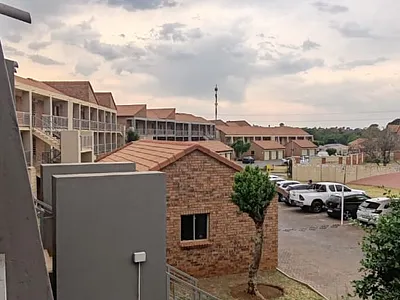 1 Bedroom Apartment To Rent in Akasia - dye7.webp
