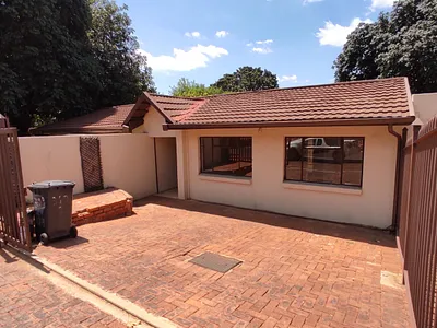 2 Bedroom House To Rent in Pretoria - YF3P.webp