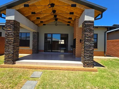 3 Bedroom Townhouse For Sale in Pretoria - pktz.webp