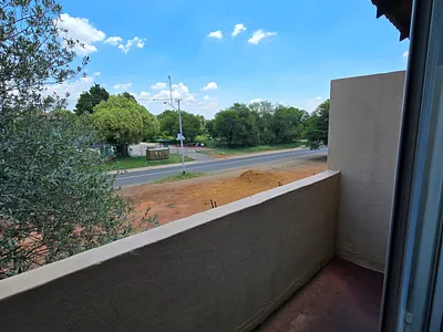 2 Bedroom Townhouse For Sale in Pretoria - evXb.webp