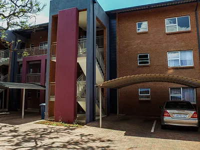 2 Bedroom Townhouse For Sale in Pretoria - HVya.webp