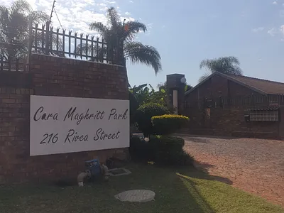 2 Bedroom Townhouse For Sale in Pretoria - EjgR.webp