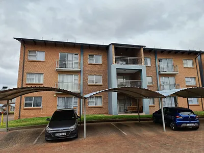 2 Bedroom Apartment For Sale in Pretoria - img