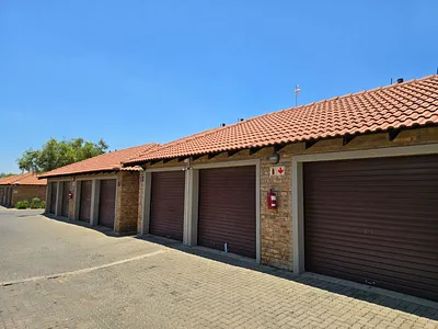 3 Bedroom Apartment For Sale in Pretoria - uJgP.webp