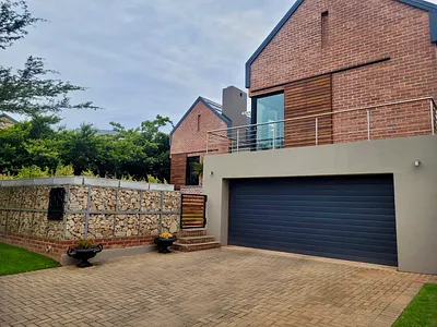 3 Bedroom Townhouse For Sale in Pretoria - jeEm.webp