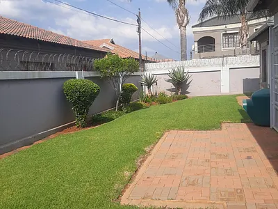3 Bedroom House To Rent in Pretoria - img
