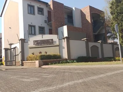 2 Bedroom Apartment To Rent in Pretoria - img